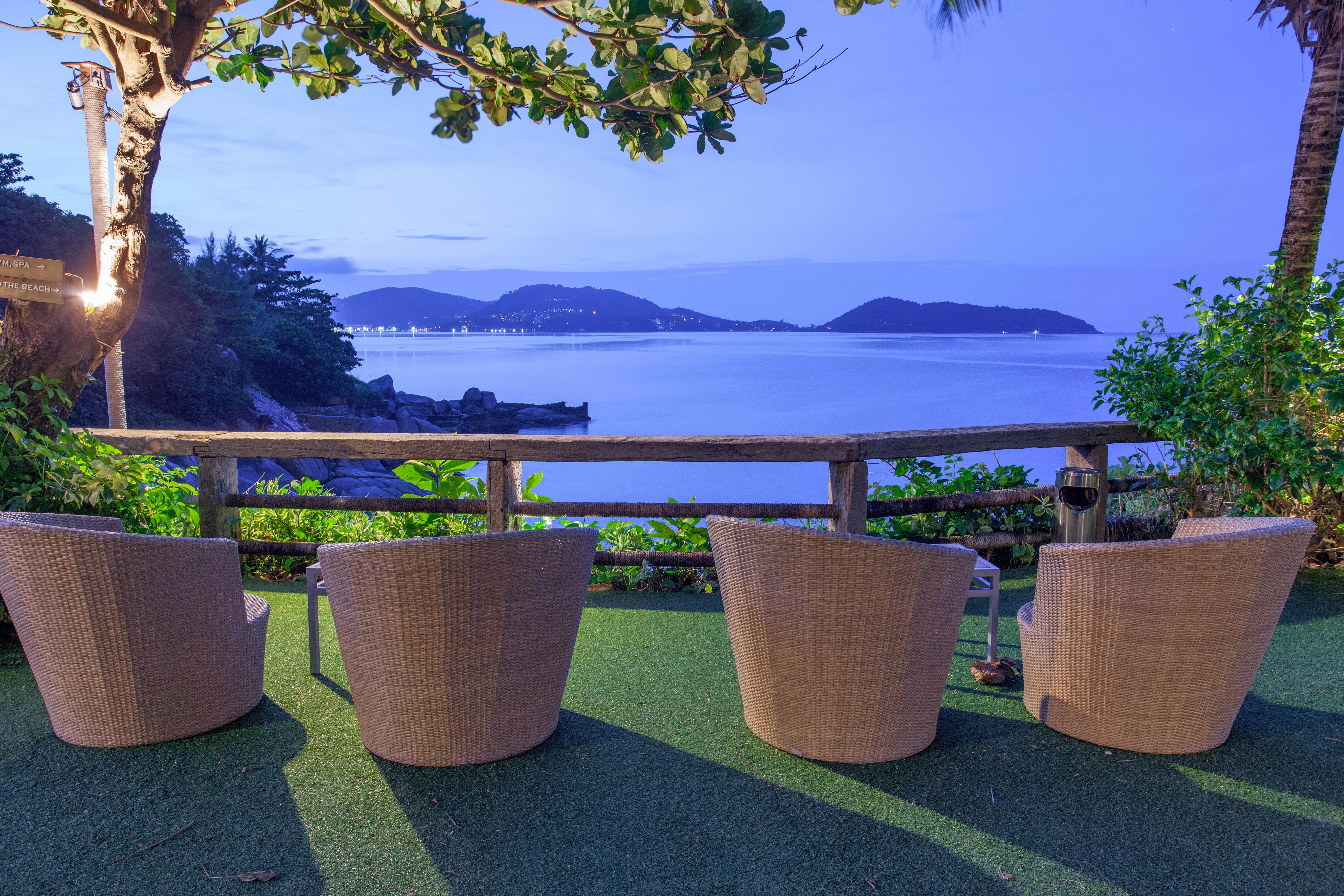 Zenmaya Oceanfront Phuket, Trademark Collection By Wyndham Patong Exterior foto View of the Gulf of Thailand from the resort
